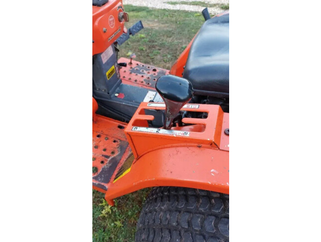 Kubota B1550 4WD Compact Tractor - lovely condition £3850 ono  5