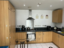 Impressive Recently Built 2 Bedrooms Ground Floor Flat Available to Rent in Ickenham UB1 thumb-115705
