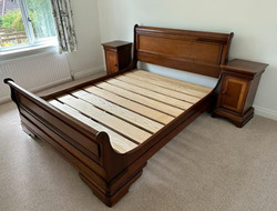Willis & Gambier 'Louis Phillipe' King Size Solid Mahogany Bedroom Furniture (Sleigh Bed & 2 Tables) thumb-118663