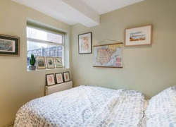 Two Bedroom Ground Floor Flat + Cosy Home Office and Sunny Private 50Ft Garden in NW10 thumb-118682
