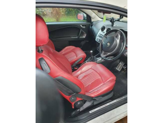 2012 Alfa Romeo, Mito, Hatchback, Manual, 1598 (cc), 3 Doors thumb-119381