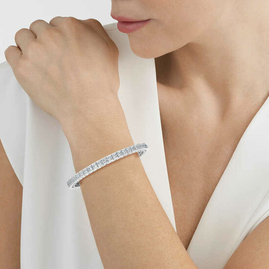 Sparkle in Style with our Princess Cut Diamond Tennis Bracelet  0
