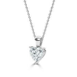 Buy Your Solitaire Diamond Pendant for the New Year! thumb 1