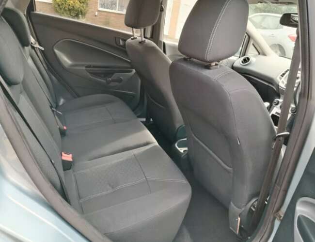 2009 Ford, Fiesta, Hatchback, Manual, 1560 (cc), 5 Doors  3