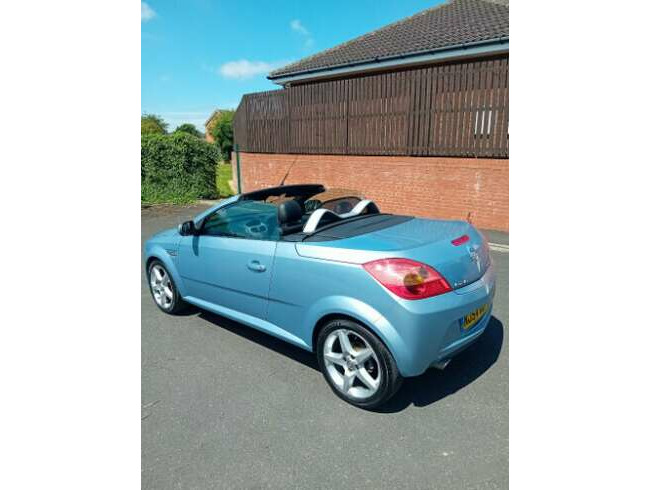 2004 Vauxhall Tigra Convertible 1.8 Sport  3