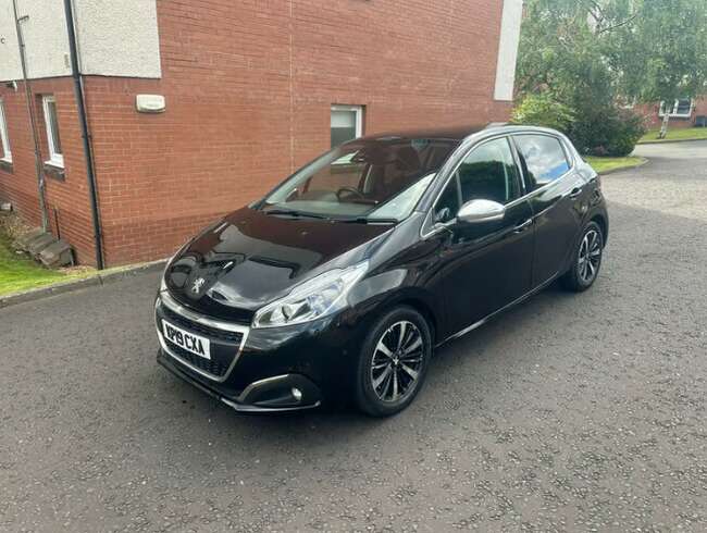 2019 Peugeot 208, Manual, Petrol 5dr  0