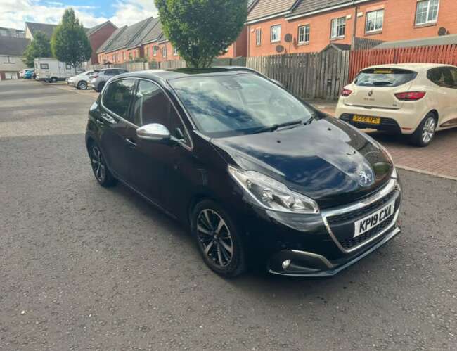 2019 Peugeot 208, Manual, Petrol 5dr  1