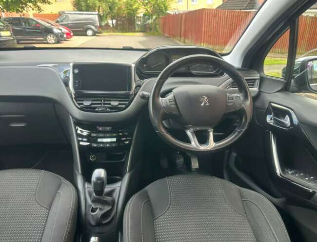 2019 Peugeot 208, Manual, Petrol 5dr  6