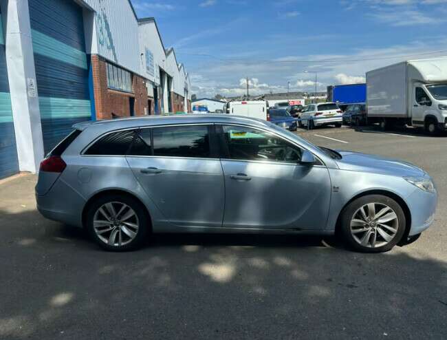 2013 Vauxhall Insignia, Diesel, Silver, Manual 2.0 5dr