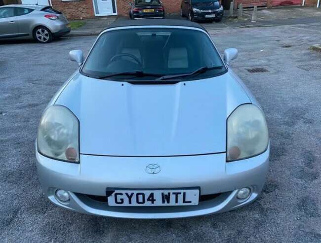 2004 Toyota MR2 Roadster, Petrol, Convertible  1