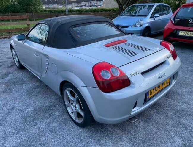 2004 Toyota MR2 Roadster, Petrol, Convertible  5