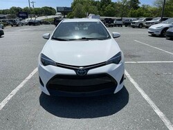I would like to sell my 2019 Toyota Corolla LE thumb-129651