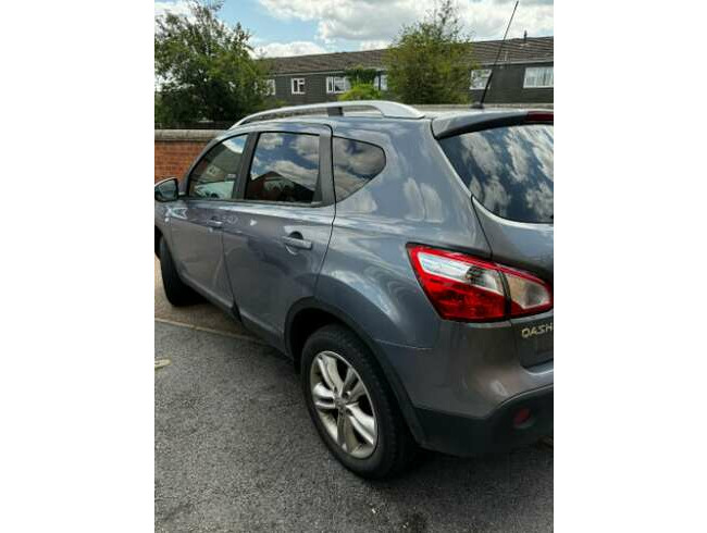 2010 Nissan, Qashqai, Hatchback, Manual, 1461 (cc), 5 Doors thumb-129670