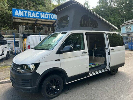 2017 T6 Transporter camper with poptop and air con.