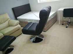 Room Available in a Newly Refurbished Luxury Modern Garden Flat thumb-21902