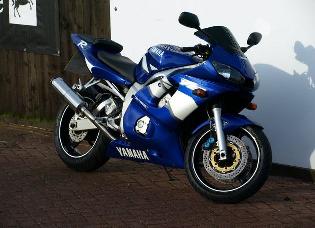  2001 Yamaha R6