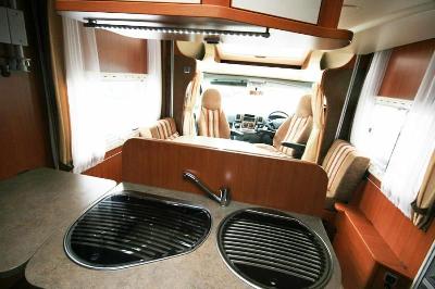 2012 Chausson Suite Maxi thumb-33458
