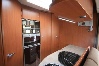 2012 Chausson Suite Maxi thumb-33459