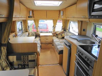  2008 - Abbey Safari 540 - 4/6 Berth Touring Caravan
