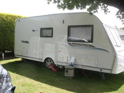  2010 Coachman Pastiche 460/2 touring caravan 2 berth