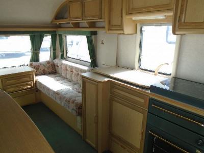  1998 Coachman Mirage 450 / 2 - Ideal first caravan