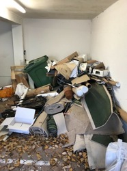Same Day Service / Rubbish Removal / Junk Clearance / Waste Disposal