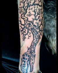 Tattoo Artist thumb-43475