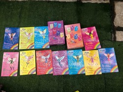 Rainbow Magic Fashion Fairies Collection 28 Books thumb-45449