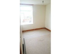 2 Bedroom Terraced House to Let thumb-46152